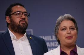 Cataldo no se cierra a dejar el gobierno para integrarse al comando de Jara