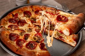 Este viernes se celebra el Día de la Pizza: revisa las promociones para disfrutar hoy