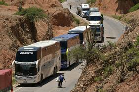 Conflicto entre Evo Morales y Luis Arce termina con carreteras bloqueadas y millonarias pérdidas en Bolivia