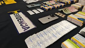 Cinco sujetos detenidos por venta ilegal de medicamentos: incautaron 9 mil dosis en la región Metropolitana