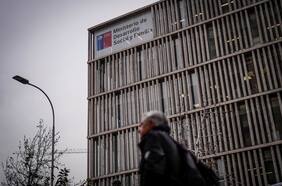 ¿Un ladrón solitario?: OS-9 establece que el mismo sujeto que intentó ingresar al MDS el lunes, fue quien minutos después robó los computadores en Culturas