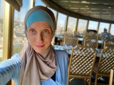 Quién es Shelly Kittleson, la periodista estadounidense secuestrada en Irak