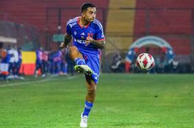 Irritó a los hinchas azules: el horrible cambio de frente de Yonathan Andía en la humillante derrota de la U