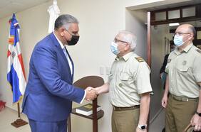 Carabineros colaborará en reforma policial de República Dominicana