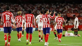 La eficacia del Atlético de Madrid frena el positivo arranque del Sevilla de Gabriel Suazo en la liga española