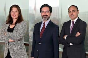 Catherine Tornel ejecuta primeros cambios al mando de la CMF y remueve a tres altos directivos