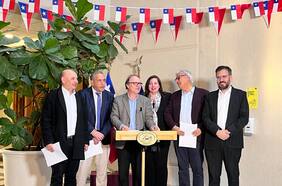 Senadores PS piden al gobierno volver a postergar exigencia de inicio de actividades para acceder a financiamiento y crédito