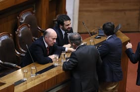 Rechazo DC y libertad de acción del PDG obligan al gobierno a extremar disciplina para aprobar megaproyecto