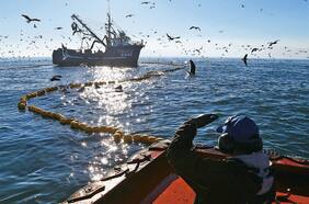 El funeral que obligó a "aislar” a la Isla Santa María