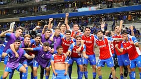 El plan perfecto que lideró Fernando Zuqui: las claves del batacazo de la UC ante Cruzeiro en el Mineirao