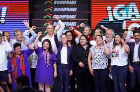 Partido gobernante en México obtiene amplia mayoría en la cámara baja, pero se queda corto en el Senado