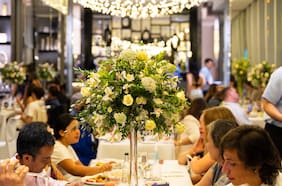 AC Hotel Santiago Cenco Costanera presenta su fiesta de Año Nuevo 2026 con buffet premium y celebración en rooftop