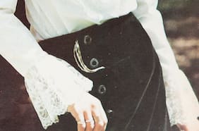 50 años de la blusa blanca en Paula