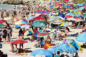 Aforos en vacaciones: qué permite el Paso a Paso y qué no