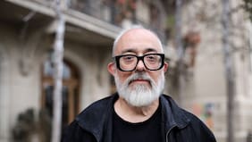 Álex de la Iglesia filma sátira en Chile: “Es un lugar lleno de contradicciones, y eso es precioso”