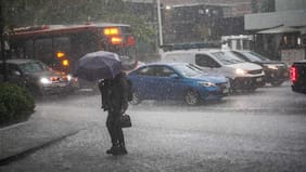 El inicio del peak de la lluvia se adelanta en Santiago: qué podría pasar en la etapa más intensa
