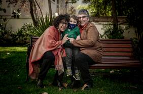Registro Civil acata fallo de la justicia: Di Giammarino y De Ramón son oficialmente madres de Attilio tras histórica sentencia