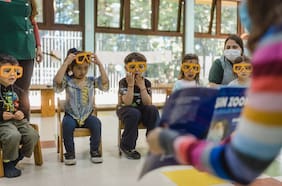 “SIN ZOOM, Animales Marinos”: lanzan libro para que niños y niñas conozcan a los animales marinos en tamaño real