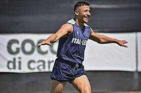 ¿Oportunidad para Alexis Sánchez? Delantero del Udinese parte a la Ligue 1 y abre un espacio para el chileno