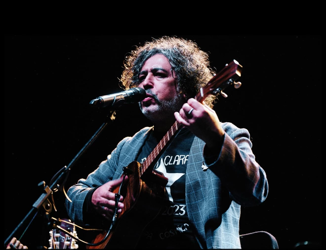 Manuel García despedirá su exitosa gira “Pánico” en el Teatro Municipal de Santiago