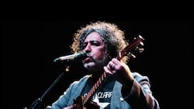Manuel García despedirá su exitosa gira “Pánico” en el Teatro Municipal de Santiago