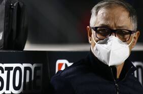 Holan le pone tareas a la UC: exige estabilidad y contundencia