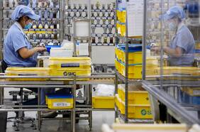 La actividad industrial se acelera en China con ayuda de la demanda externa