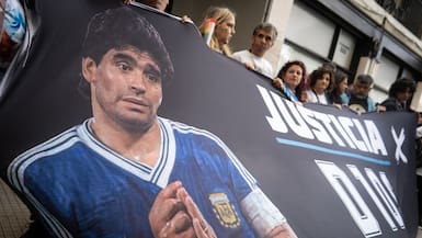 Parten los alegatos: las pruebas a favor y en contra de los médicos acusados por la muerte de Diego Maradona
