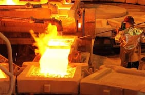 Hacienda recorta proyección de ingresos 2026, pero alza del precio del cobre contiene una caída mayor