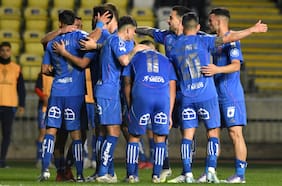 Con una sorpresa en el mediocampo: la formación que alista Gustavo Álvarez en la U para el duelo ante Lanús