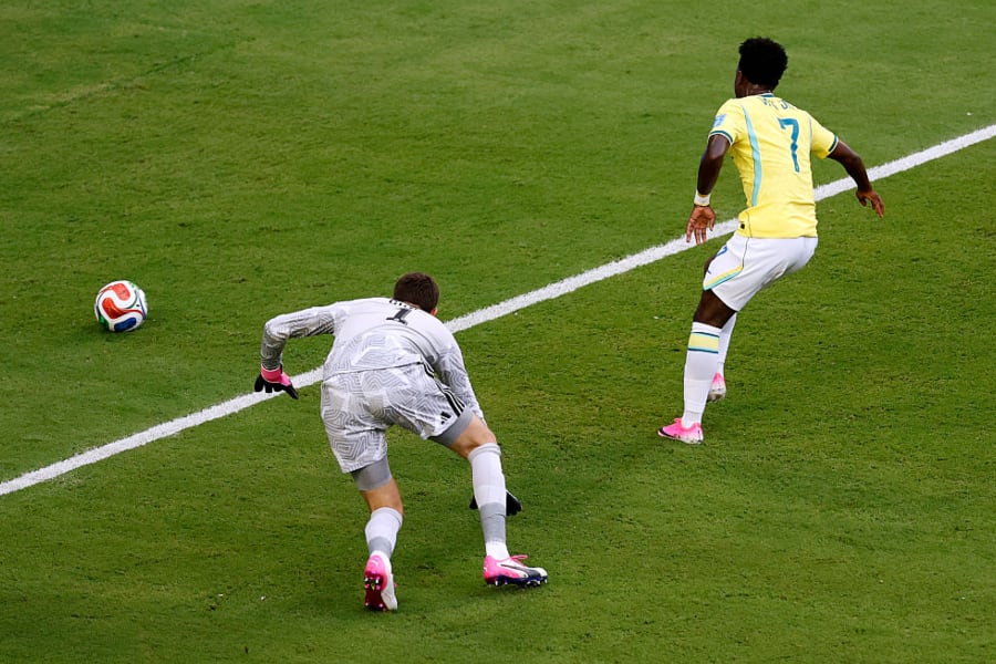Con la magia de Vinícius y el regreso de Neymar: Brasil aprovecha los regalos de Escocia y gana su grupo en el Mundial