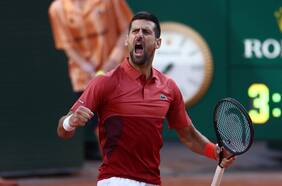 Djokovic sobrevive a una nueva batalla y se instala en los cuartos de final de Roland Garros