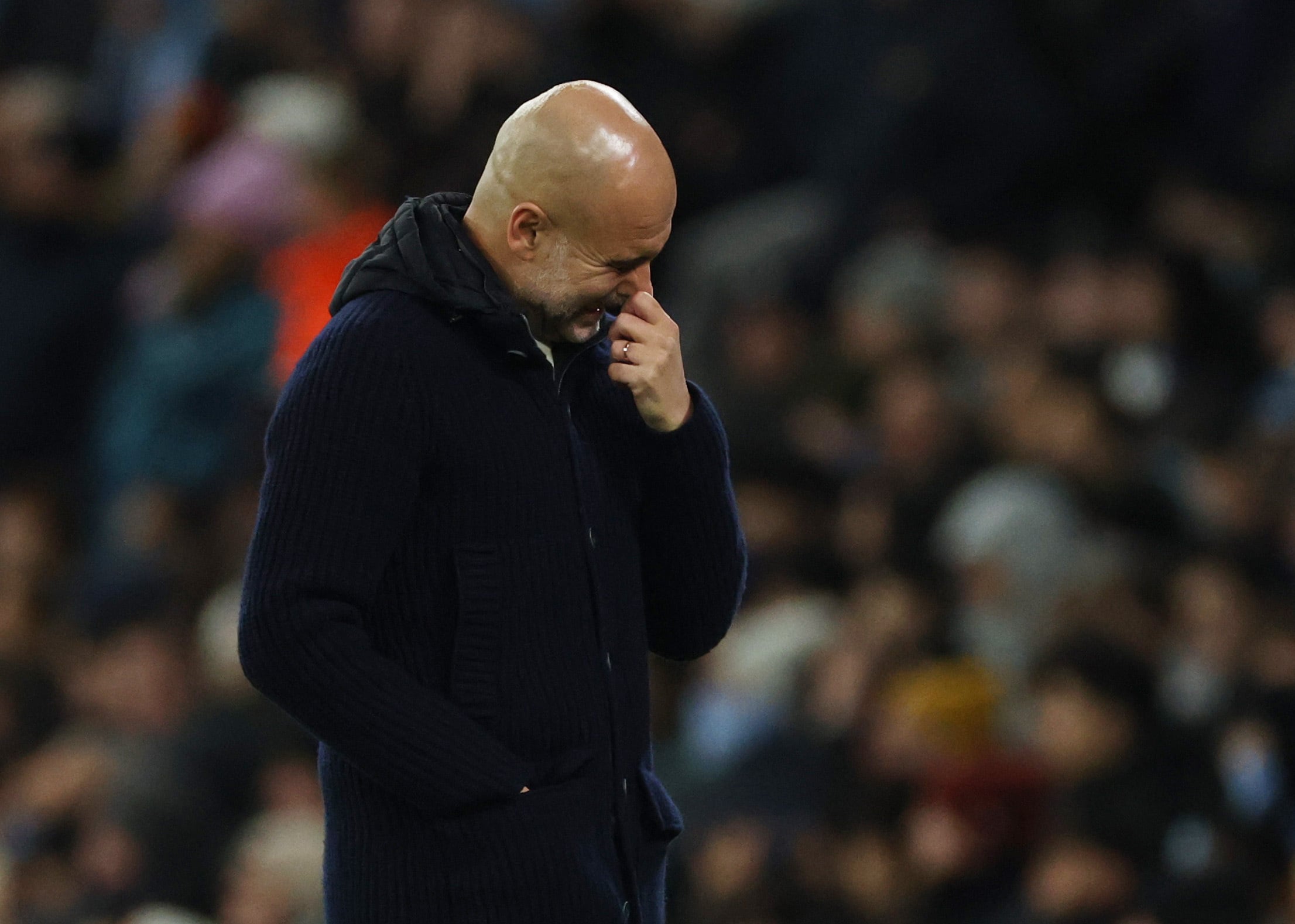 “Miopía, hipocresía o solo un fraude”: duro ataque de medio inglés a la responsabilidad de Guardiola en crisis del City