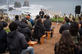 Corona cumple 100 años y Cervecería AB InBev los celebra con proyecto ecológico en Punta de Lobos