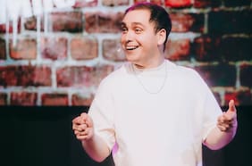 Corredor y fan de Bad Bunny: Lucho Miranda, la historia del comediante que fue paciente de Teletón