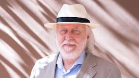 László Krasznahorkai: “El apocalipsis no es un final, siempre ha habido gente como Putin o Hitler”