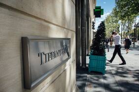 Se cae un negocio con mucho glamour: controlador de Louis Vuitton cancela compra de Tiffany