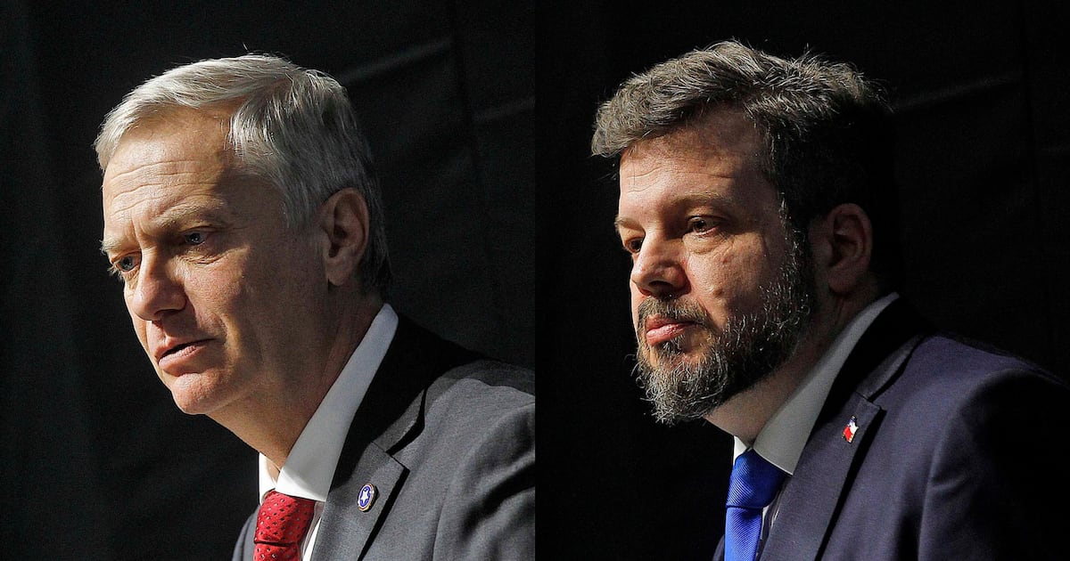 “El voto le ganó a la molotov”: Kast y Kaiser conmemoran el triunfo del Rechazo en 2022