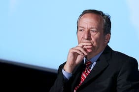 La caída en desgracia de exrector de Harvard y exsecretario del Tesoro de Clinton por sus vínculos con Epstein