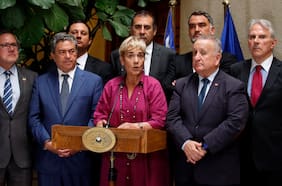 Tras resultados de liceos emblemáticos en la PAES: senadores UDI afirman que reforma de Bachelet “destruyó la educación pública”
