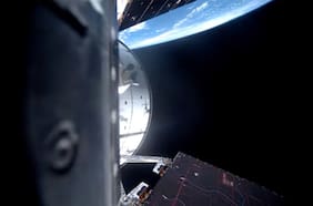 Primer reporte tras lanzamiento de Artemis II: Los astronautas están “sanos y salvos y con muy buen ánimo”