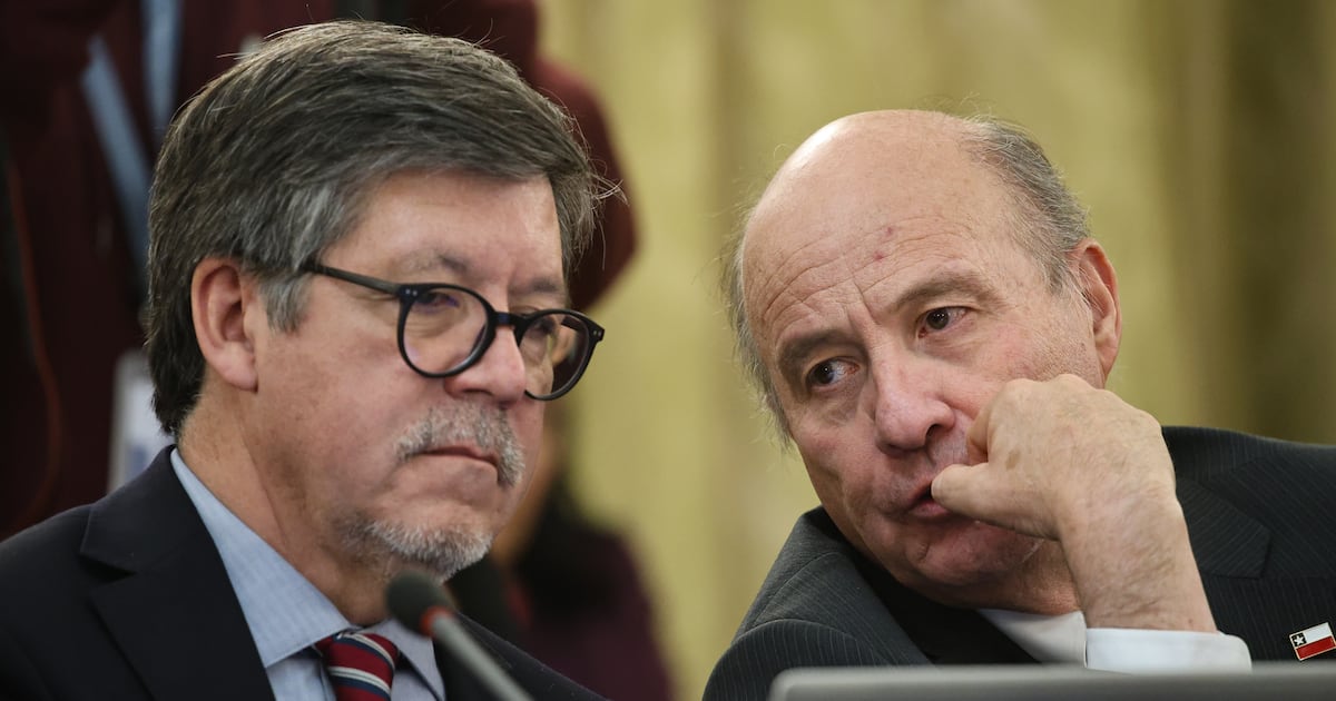 Hacienda Aplaza Informe de Finanzas Públicas; Expertos Alertan sobre Fiscalidad