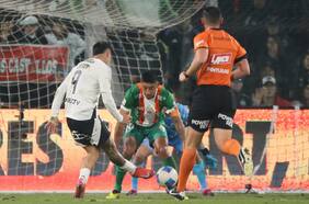 Vuelven los abrazos a Macul: Colo Colo recupera la memoria goleando a Cobresal y le da un gran respiro a Jorge Almirón