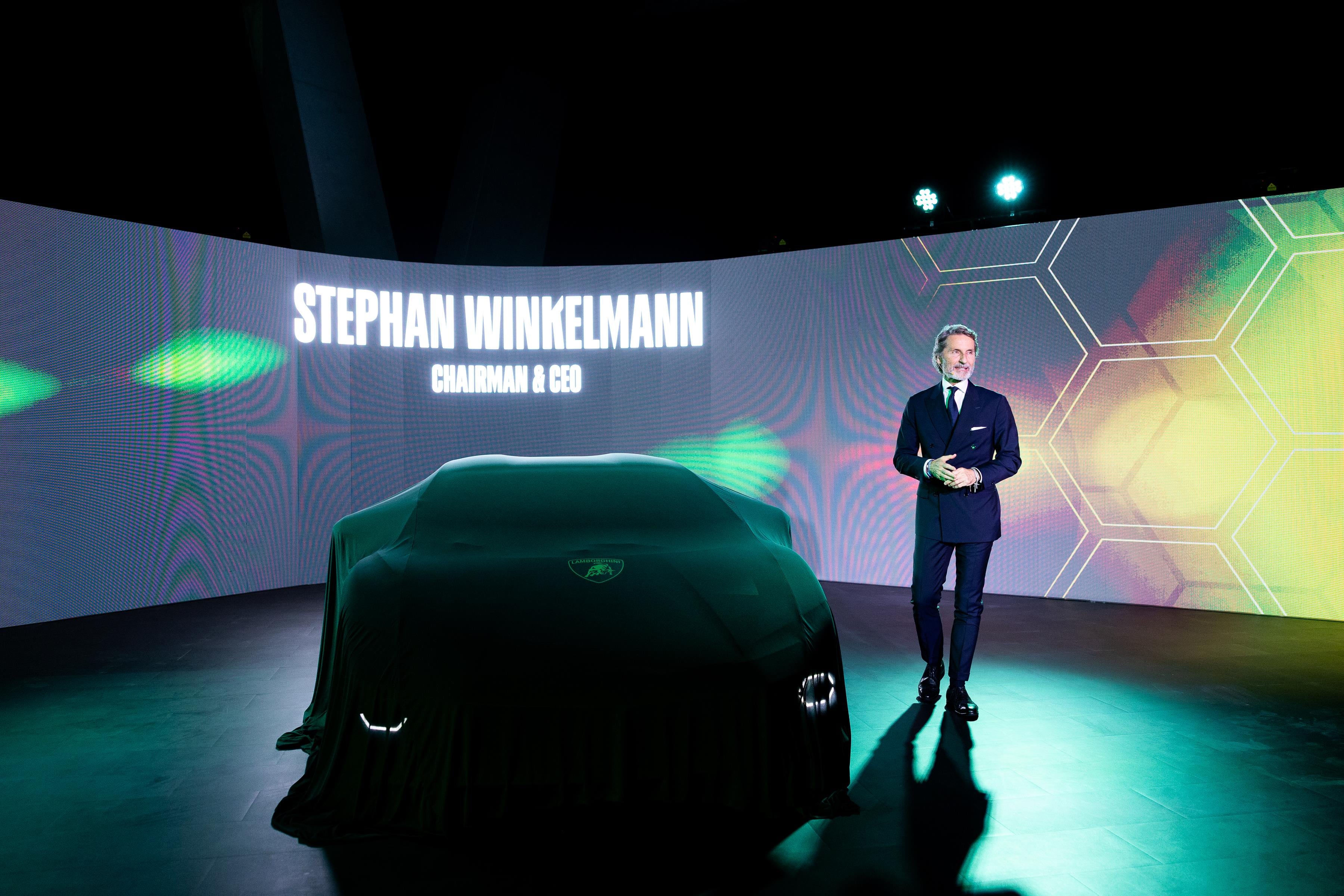 Lamborghini retrasa apertura de concesionario en Chile pero ve oportunidades de crecimiento