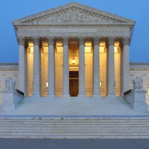 Donald Trump anuncia alza inmediata de arancel global tras fallo de la Corte Suprema