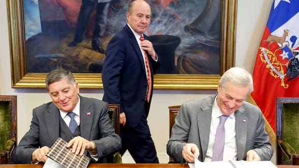 Alvarado y Quiroz intentan limar asperezas tras el cruce por el TC y Kast se responsabiliza por la descoordinación: “Es culpa mía”