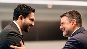 El revival de Claudio Orrego: apuesta a internacionalizar agenda y una “mini cancillería” en el gobierno regional