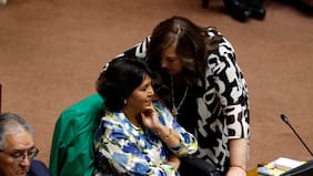 Oposición intenta rearmarse para frenar aplanadora por megarreforma y sus bancadas del Senado convocan a cónclave social
