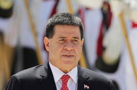 Cómo el ex presidente de Paraguay se convirtió en un socio incómodo para el grupo Luksic