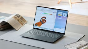 ASUS presenta un notebook de menos de un kilo con Gemini integrado